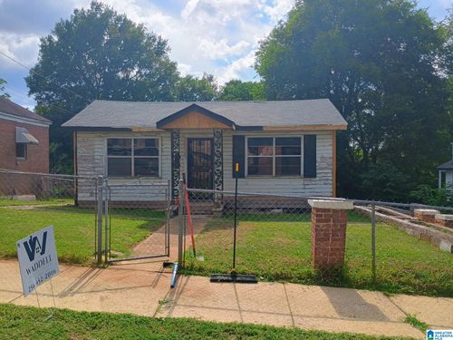 1718 Stephens Ave, Anniston, AL, 36201-3557 | Card Image