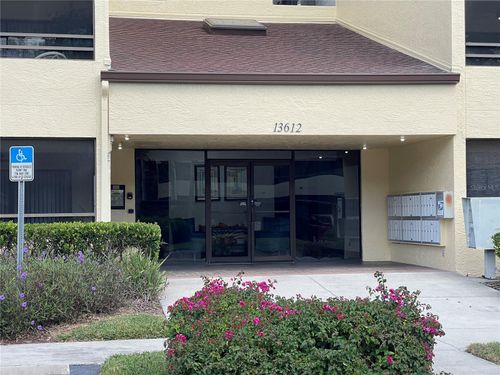 apt-108-13612 S Village Dr, TAMPA, FL, 33618-8394 | Card Image