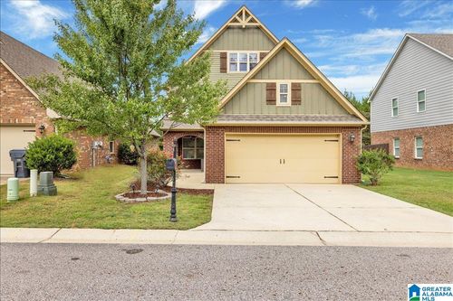 426 W Park Dr, FULTONDALE, AL, 35068-6075 | Card Image