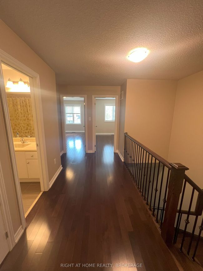 60 Zachary Pl, House attached with 4 bedrooms, 3 bathrooms and 2 parking in Vaughan ON | Image 20