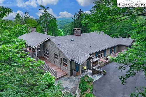 346 Tarry Acres Cir, Blowing Rock, NC, 28605-8241 | Card Image