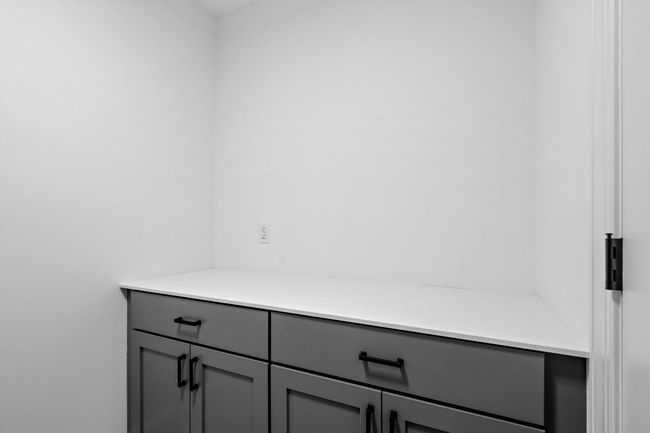 52-web-or-mls-21412 Crescent Curve-52.jpg | Image 50