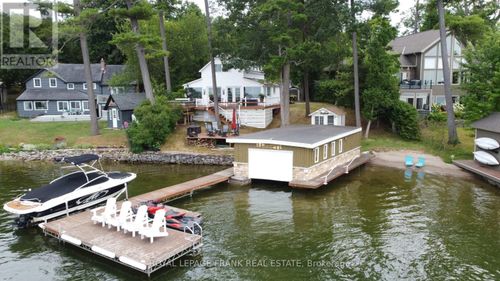 670 Hatton Ave, Bridgenorth, ON, K0L1H0 | Card Image