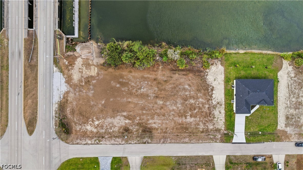 Land in Cape Coral