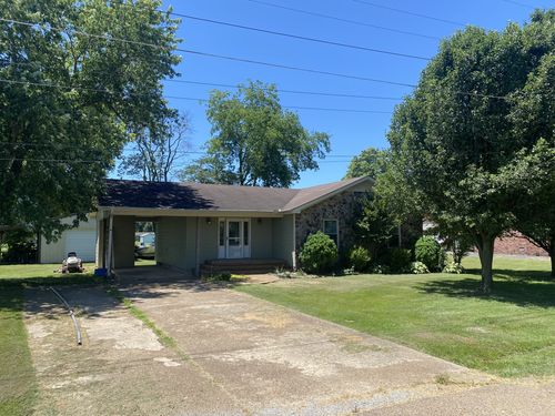 208 Kimberly Ave, Obion, TN, 38240-3910 | Card Image