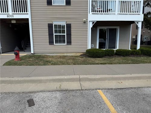 unit-1b-8000 N Drury Ave, Kansas City, MO, 64119-7814 | Card Image