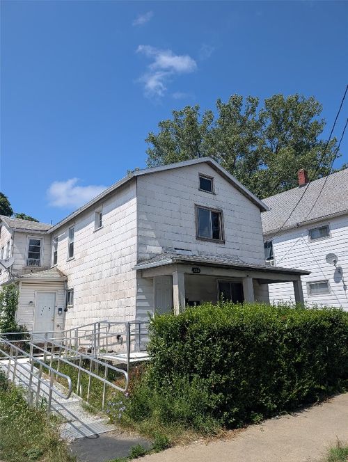 2fl-426 E 13th St, Erie, PA, 16503-1255 | Card Image