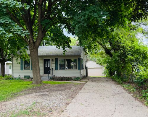 3030 Key St, Jackson, MI, 49202-3844 | Card Image