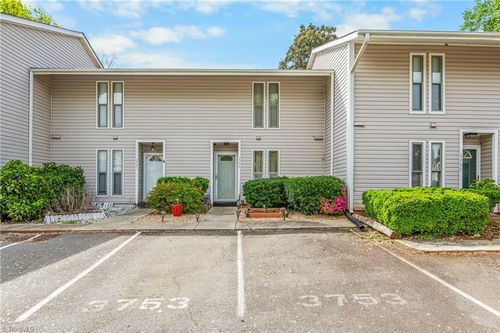 3753 Heathrow Dr, Winston-Salem, NC, 27127-4671 | Card Image