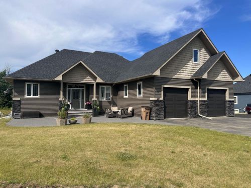 201 13348 Lakeland Dr, Lac La Biche, AB, T0A | Card Image