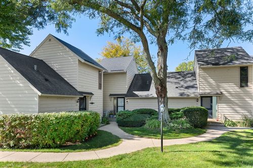 569 Dunham Road, Gurnee, IL, 60031 | Card Image