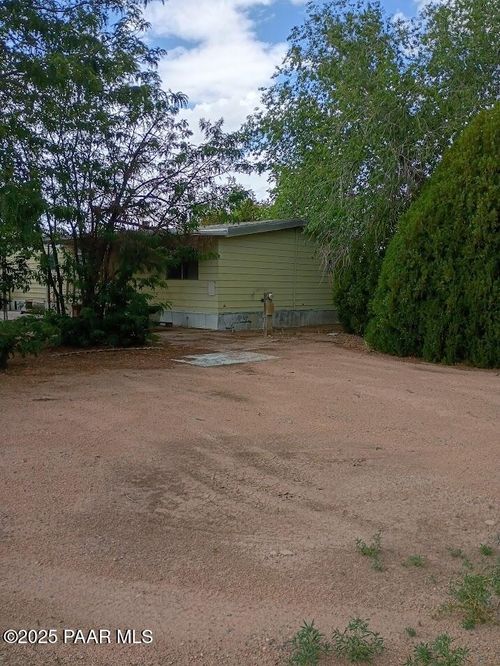 835 E Adams, Chino Valley, AZ, 86323 | Card Image