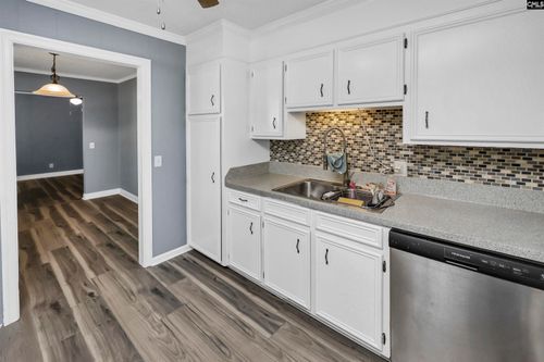 1717 Lacy St, West Columbia, SC, 29169-5725 | Card Image