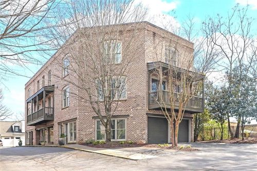 120 Green Oak Dr, Roswell, GA, 30075-3502 | Card Image