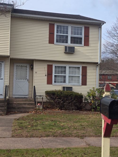 22 Wilfred Rd, Manchester, CT, 06040-4719 | Card Image