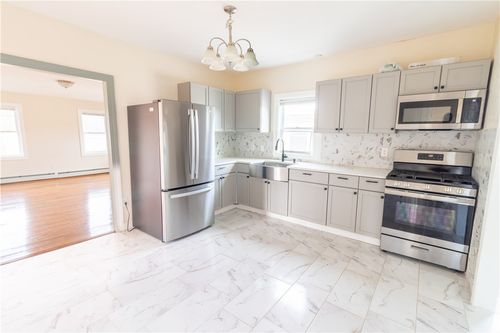 14 Shafter St, Providence, RI, 02909-3806 | Card Image