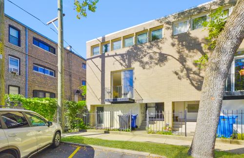 1452 E Park Pl, Chicago, IL, 60637-1836 | Card Image