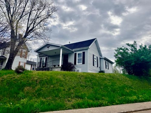 110 Jacksboro St, Somerset, KY, 42501-2210 | Card Image