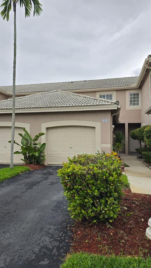 2213 Salerno Cir, Weston, FL, 33327 | Card Image
