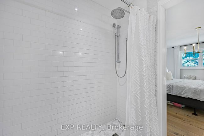 81 Forest Cir, House other with 6 bedrooms, 2 bathrooms and 6 parking in Tiny ON | Image 20