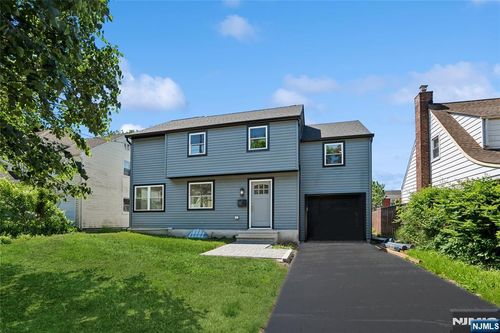12 Armory Pl, Teaneck, NJ, 07666-3703 | Card Image