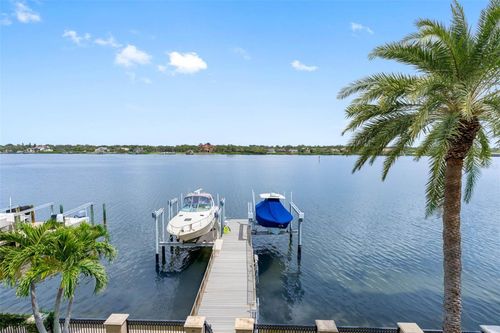 357 12th Ave, INDIAN ROCKS BEACH, FL, 33785-2854 | Card Image