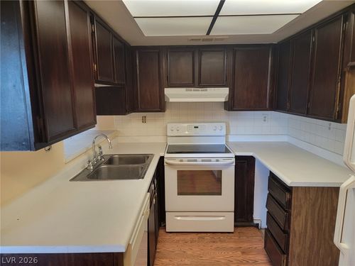 3-1773 E Harmon Ave, Las Vegas, NV, 89119-5984 | Card Image