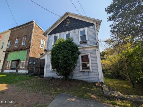 517 Magee Ave, Patton, PA, 16668-1519 | Card Image