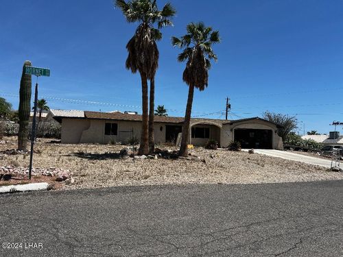 470 Hornet Dr, Lake Havasu City, AZ, 86406-7055 | Card Image