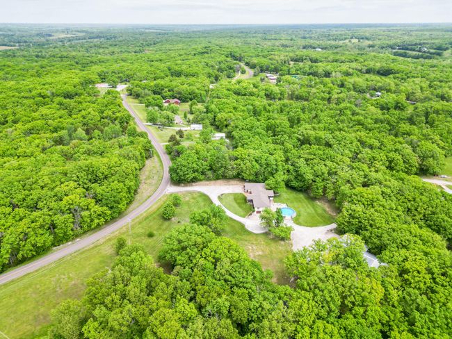 12390 N Highway Yy, House other with 3 bedrooms, 3 bathrooms and null parking in HARRISBURG MO | Image 61