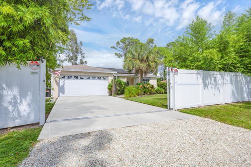 2445 Apache St, SARASOTA, FL, 34231-5007 | Card Image