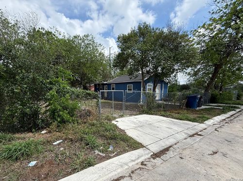 113 Rounds St, San Antonio, TX, 78207-1608 | Card Image