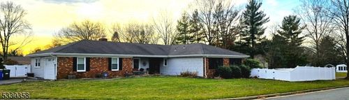 23 Dorset Ct, Somerset, NJ, 08873-2835 | Card Image