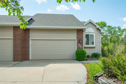 610-4301 Park Ave, Des Moines, IA, 50321-3452 | Card Image