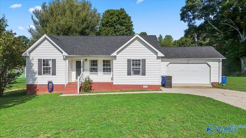 2040 Whitesville Rd, Albertville, AL, 35950-9205 | Card Image