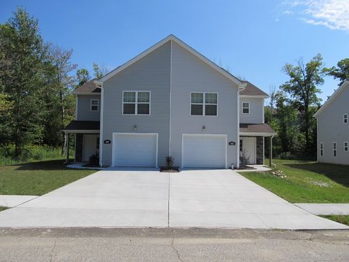4927 Grouse Hollow Dr, Erie, PA, 16504-2779 | Card Image