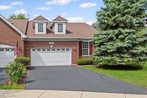 2813 Bond Cir, Naperville, IL, 60563-8749 | Card Image