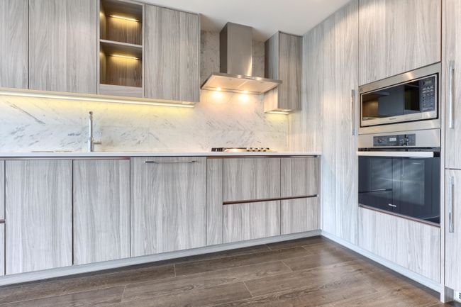 CONFIDENTIAL - 89 Nelson, Condo with 1 bedrooms, 0 bathrooms and 1 parking in Vancouver BC | Image 2