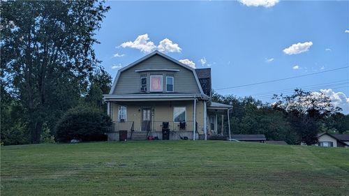 1241 Pittsburgh Rd, Uniontown, PA, 15401-6221 | Card Image