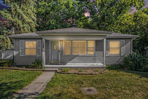 108 Pulford St, Howell, MI, 48843-2647 | Card Image