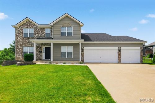 4628 Darkwoods Dr, Wentzville, MO, 63385-2689 | Card Image