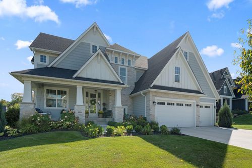 4264 Woodland Ct, Minnetrista, MN, 55331-3188 | Card Image