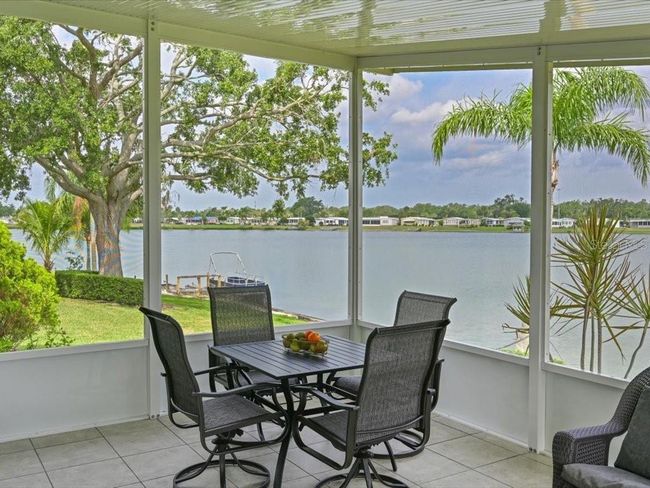 8439 Imperial Cir, House other with 2 bedrooms, 2 bathrooms and null parking in PALMETTO FL | Image 33