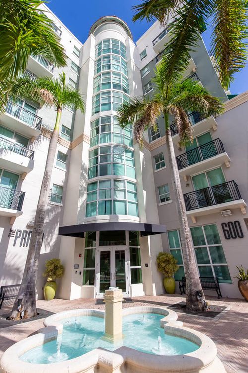 520-600 S Dixie Hwy, West Palm Beach, FL, 33401-5824 | Card Image