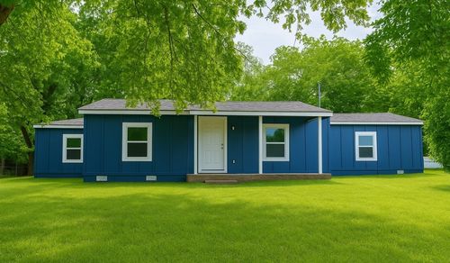 209 Pecan St, Whitesboro, TX, 76273-1821 | Card Image