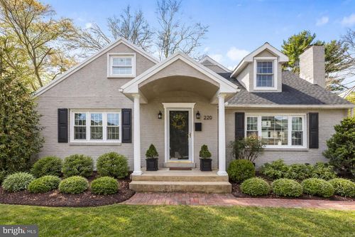 220 S Valley Forge Rd, DEVON, PA, 19333-1622 | Card Image