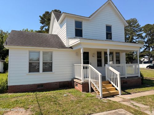 911 W Elizabeth Street, Elizabeth City, NC, 27909 | Card Image