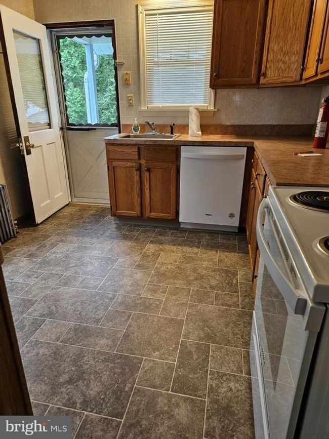 478 Main St, Home with 0 bedrooms, 0 bathrooms and null parking in OLEY PA | Image 16