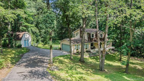 13900 Rocky Rdg, Hartland, MI, 48353-1706 | Card Image