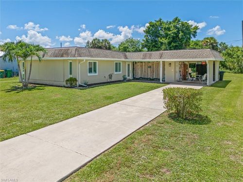 18579 Robinson Ave, Port Charlotte, FL, 33948-8937 | Card Image